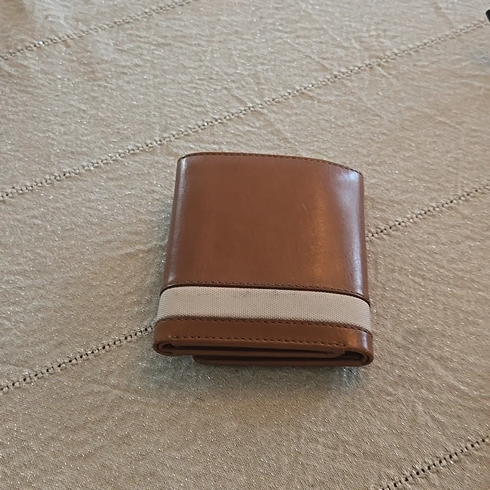 NWOT Tommy Bahama Mens Wallet
